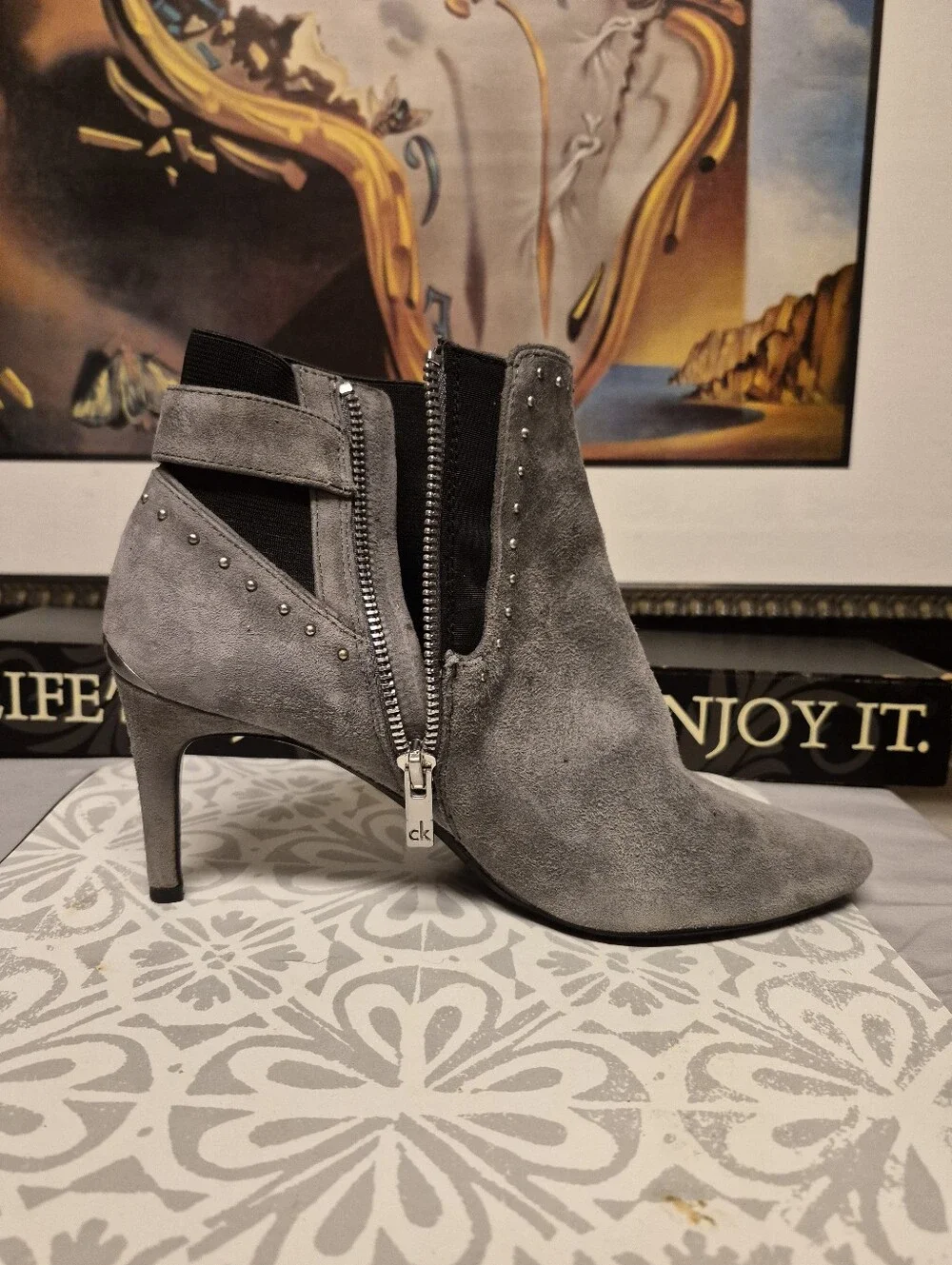 Calvin Klein Jozie Gray Suede Boots W/Side Zip Silver Accents Size 7